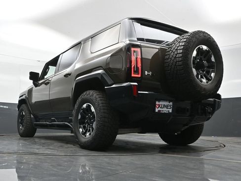 Used 2024 GMC Hummer EV 3X w/ Extreme Off-Road Package AWD/4WD image 52