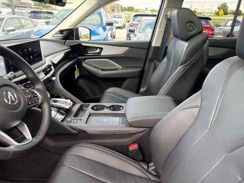 Used 2026 Acura MDX SH-AWD w/ Technology Package image 8