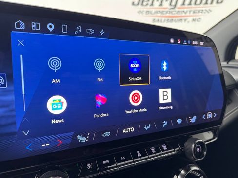 Used 2024 Chevrolet Blazer EV LT AWD/4WD image 22