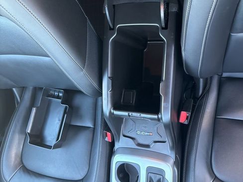 Used 2022 Chevrolet Colorado ZR2 image 14