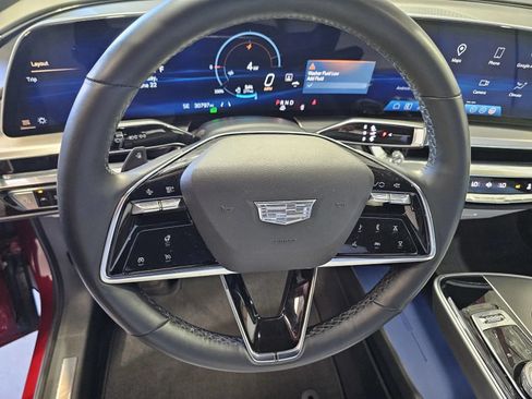 Used 2024 Cadillac Lyriq Sport RWD image 15