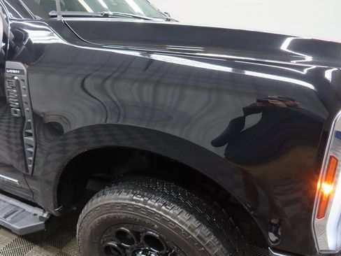 Used 2024 Ford F350 Lariat w/ Black Appearance Package image 37