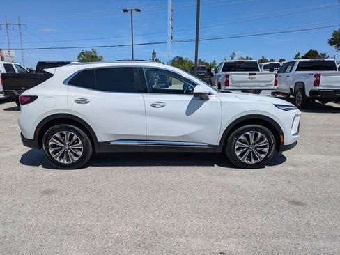 Used 2024 Buick Envision Preferred AWD/4WD image 3