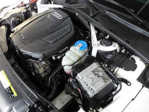 Used 2018 Audi A4 2.0T Premium Plus w/ Premium Plus Package image 82