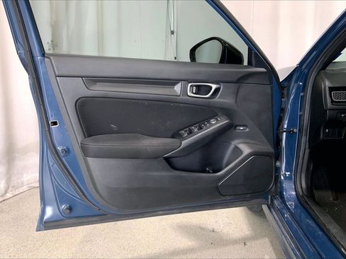 Used 2025 Honda Civic Sport image 21