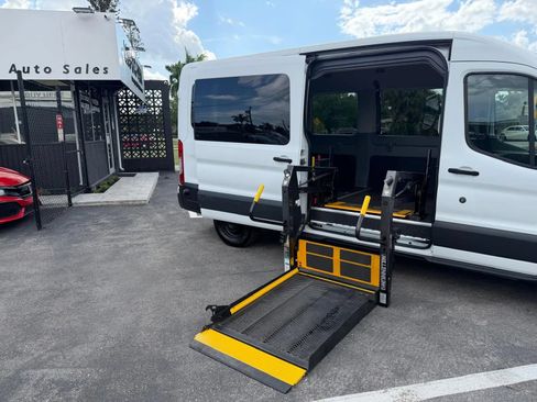 Used 2015 Ford Transit 350 XL RWD image 23