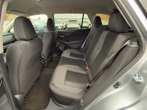 Certified 2025 Subaru Outback Premium image 11