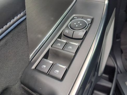 Used 2025 Ford F150 Platinum w/ Equipment Group 702A High AWD/4WD image 21