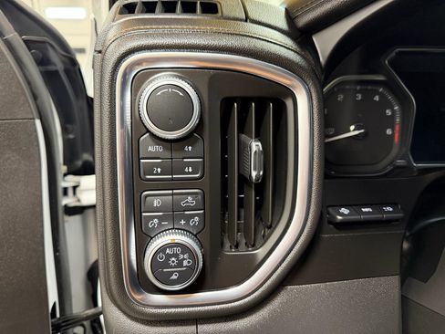 Used 2019 GMC Sierra 1500 AT4 w/ AT4 Premium Package AWD/4WD image 14