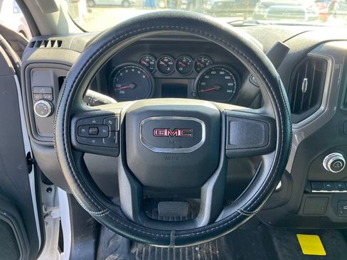 Used 2022 GMC Sierra 1500 Pro w/ Pro Value Package image 10
