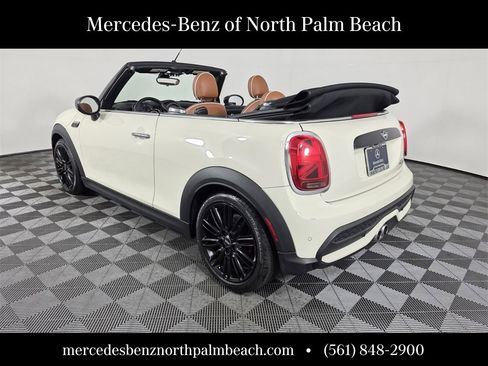 Used 2022 MINI Cooper S image 4