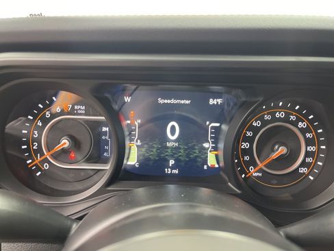 New 2025 Jeep Gladiator Mojave w/ Convenience Group image 12