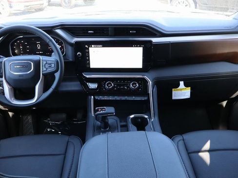 Used 2026 GMC Sierra 1500 Denali w/ Denali Reserve Package image 11
