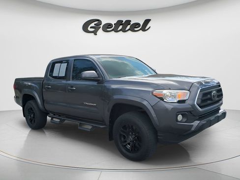 Used 2020 Toyota Tacoma SR5 image 3
