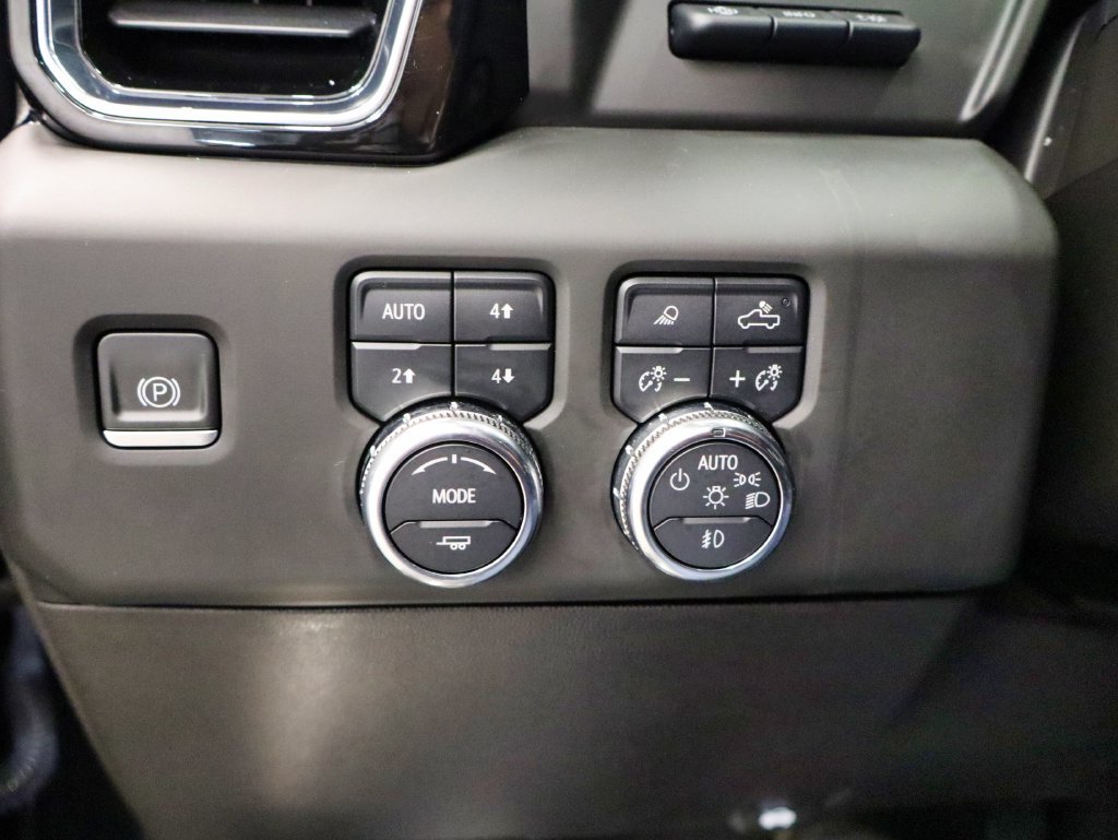 Used 2023 GMC Sierra 1500 Denali w/ Denali Reserve Package AWD/4WD image 34