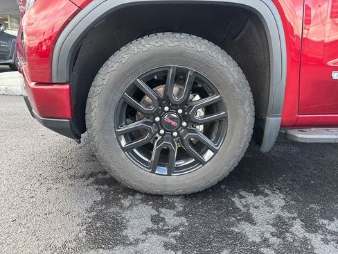 Used 2023 GMC Sierra 1500 Elevation image 34