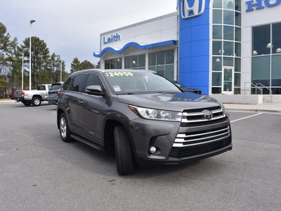 Used 2017 Toyota Highlander Limited