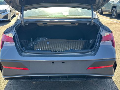 New 2025 Hyundai Elantra Sport image 18