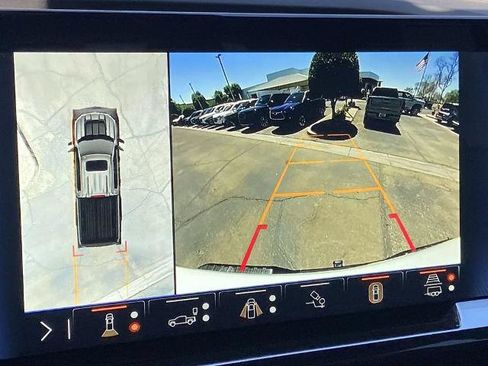 Used 2025 Chevrolet Silverado 1500 ZR2 w/ Technology Package AWD/4WD image 11