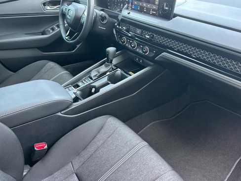 Certified 2025 Honda Accord Sport image 17