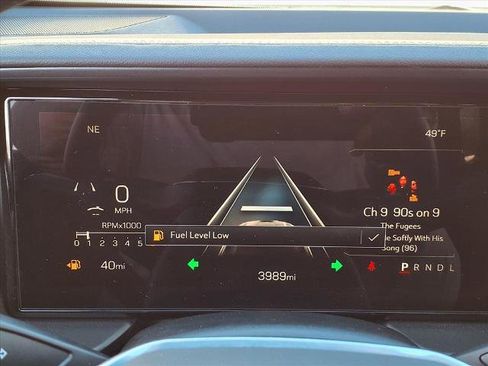 Certified 2025 GMC Terrain Elevation w/ Elevation Premium Package image 11