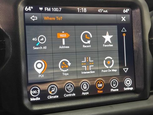 Used 2020 Jeep Wrangler Unlimited Sahara AWD/4WD image 34