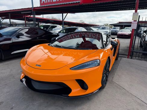 Used 2020 McLaren GT image 23