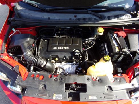 Used 2015 Chevrolet Sonic LTZ image 44