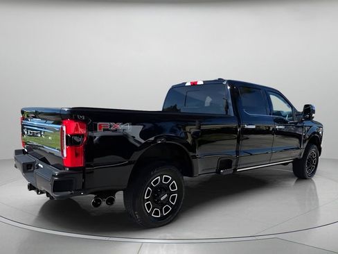 Used 2023 Ford F350 Platinum image 27
