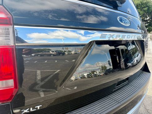 Used 2021 Ford Expedition XLT RWD image 10
