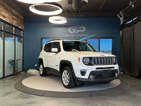 Used 2020 Jeep Renegade Latitude w/ Cold Weather Group image 1