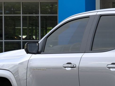 Used 2026 Chevrolet Colorado Z71 w/ Technology Package AWD/4WD image 36