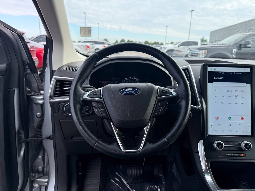 Used 2023 Ford Edge Titanium AWD/4WD image 14