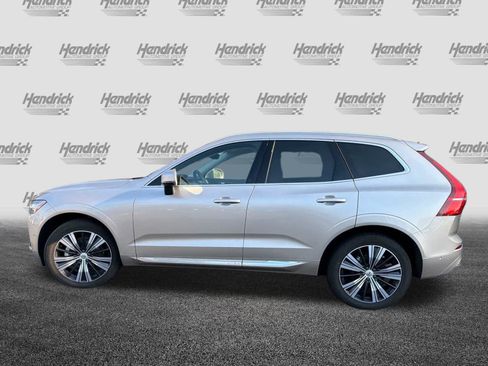 Certified 2023 Volvo XC60 B5 Plus image 10