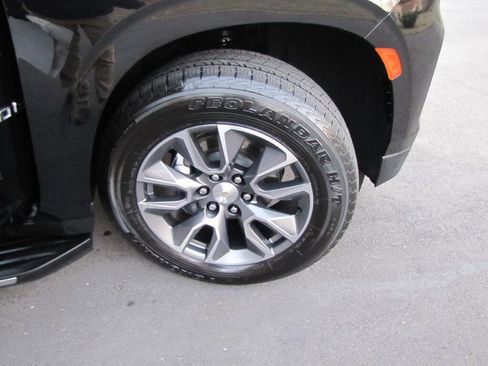 Used 2023 Chevrolet Tahoe LS w/ Driver Alert Package image 25