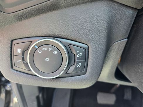 Used 2019 Ford Escape SEL FWD image 18