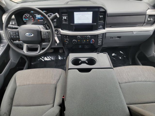 Certified 2025 Ford F250 XLT w/ Snow Plow Prep Package AWD/4WD image 19
