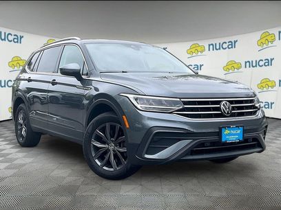 Certified 2023 Volkswagen Tiguan SE w/ Panoramic Sunroof Package