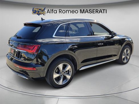 Used 2023 Audi Q5 2.0T Premium w/ Convenience Package image 6
