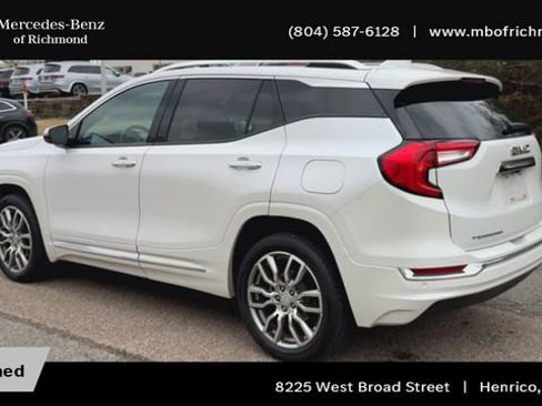Used 2023 GMC Terrain Denali image 8
