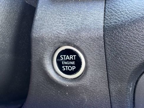 Used 2024 Nissan Frontier PRO-4X w/ Pro Convenience Package AWD/4WD image 9