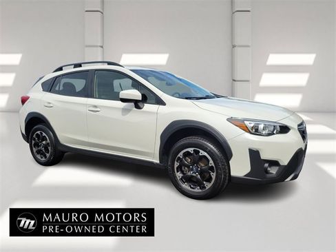 Used 2023 Subaru Crosstrek 2.0i Premium image 1
