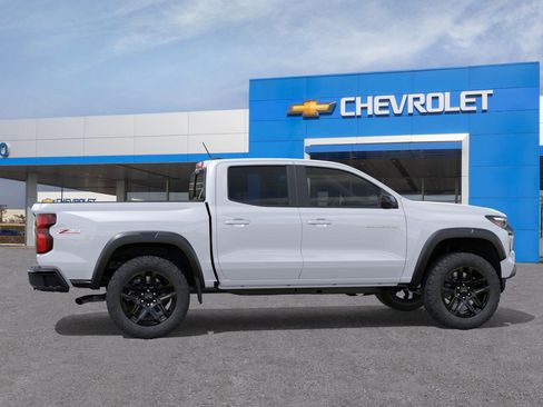 New 2024 Chevrolet Colorado Z71 w/ Z71 Convenience Package 2 AWD/4WD image 5