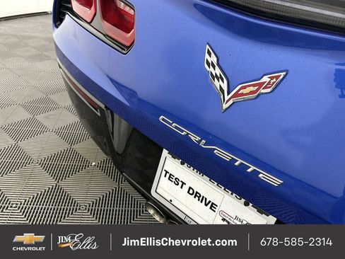 Used 2019 Chevrolet Corvette Stingray Coupe w/ 1LT image 31