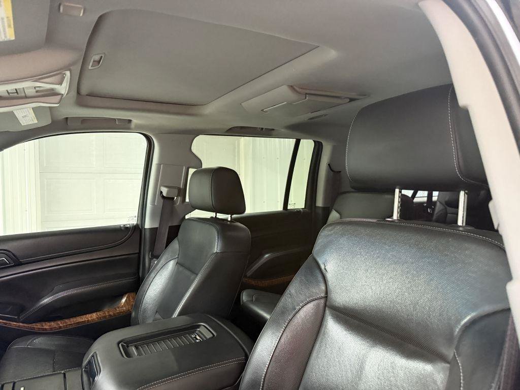 Used 2017 Chevrolet Suburban Premier AWD/4WD image 13