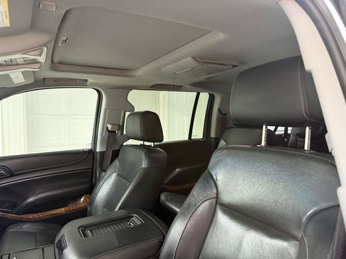 Used 2017 Chevrolet Suburban Premier AWD/4WD image 13