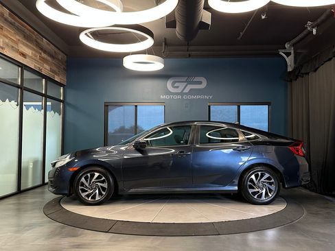 Used 2017 Honda Civic EX image 6