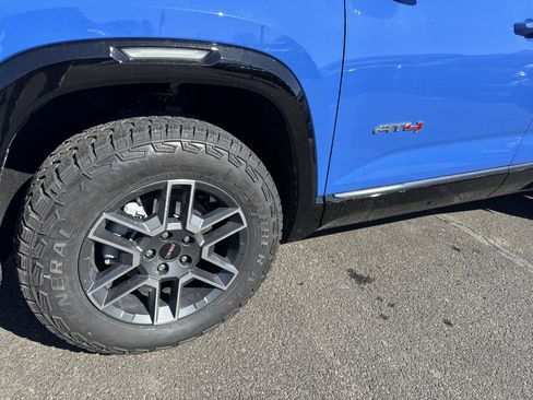 New 2026 GMC Terrain AT4 w/ Convenience Package III image 10