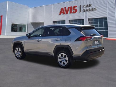 Used 2025 Toyota RAV4 LE image 7