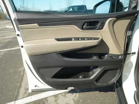 Used 2018 Honda Odyssey EX-L image 14